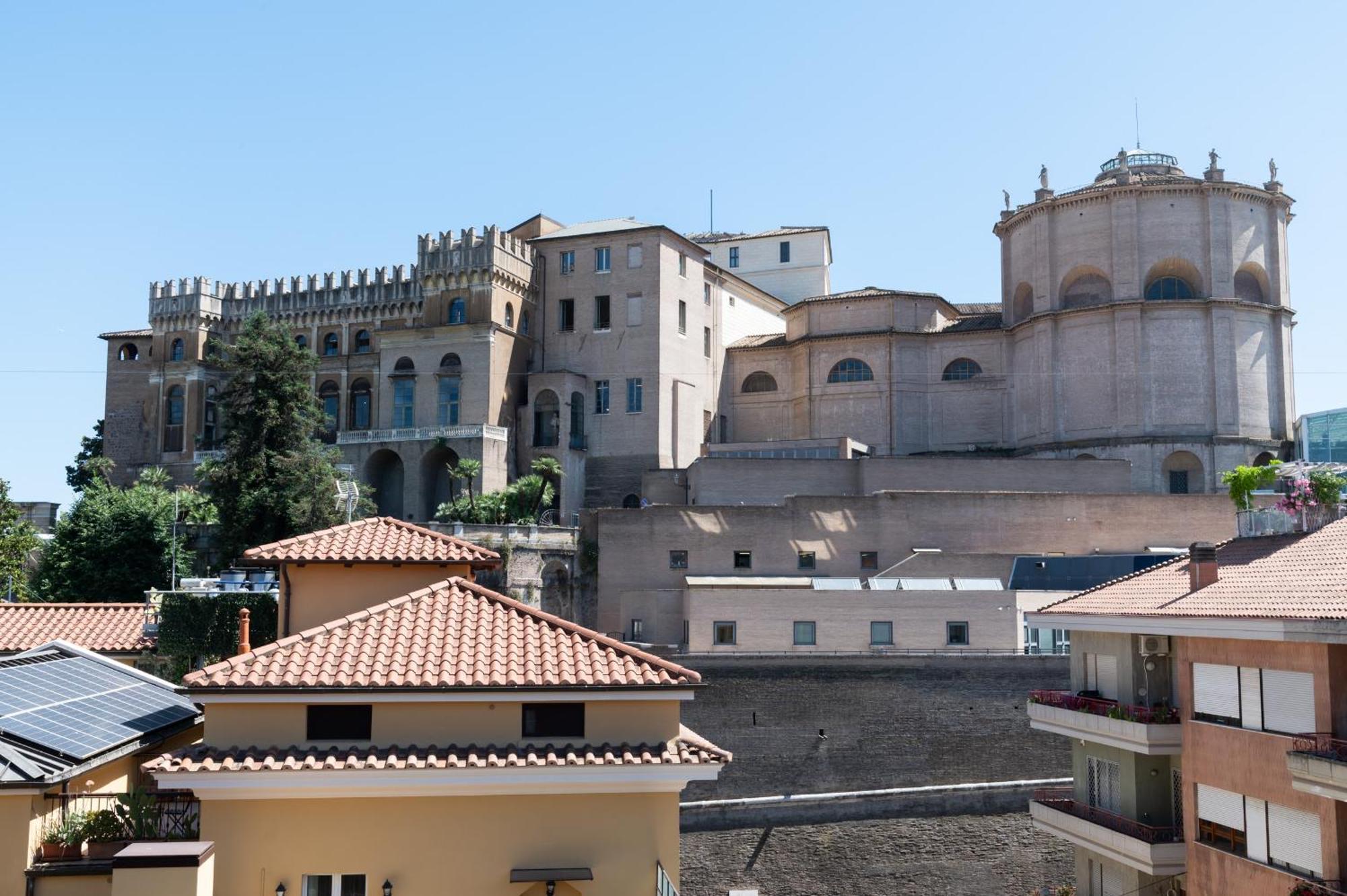 Frühstückspension Sistine Chapel View Check-in From 3 Pm To 10 Pm
